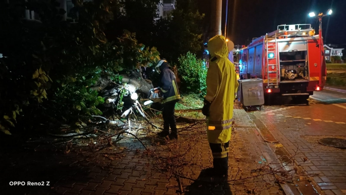 ÖNLEMLERİ ARTIRARAK TEDBİRLER ALMAYA DEVAM ÖNLEMLERİ ARTIRARAK TEDBİRLER ALMAYA DEVAM