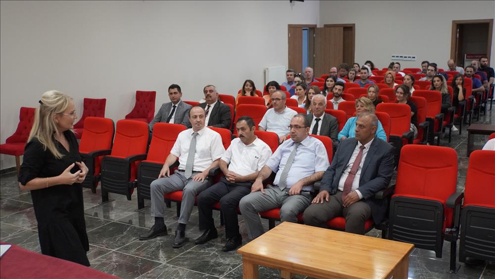 ‘ETKİLİ İLETİŞİM HAYATINIZA KONFOR SAĞLAR’ ‘ETKİLİ İLETİŞİM HAYATINIZA KONFOR SAĞLAR’