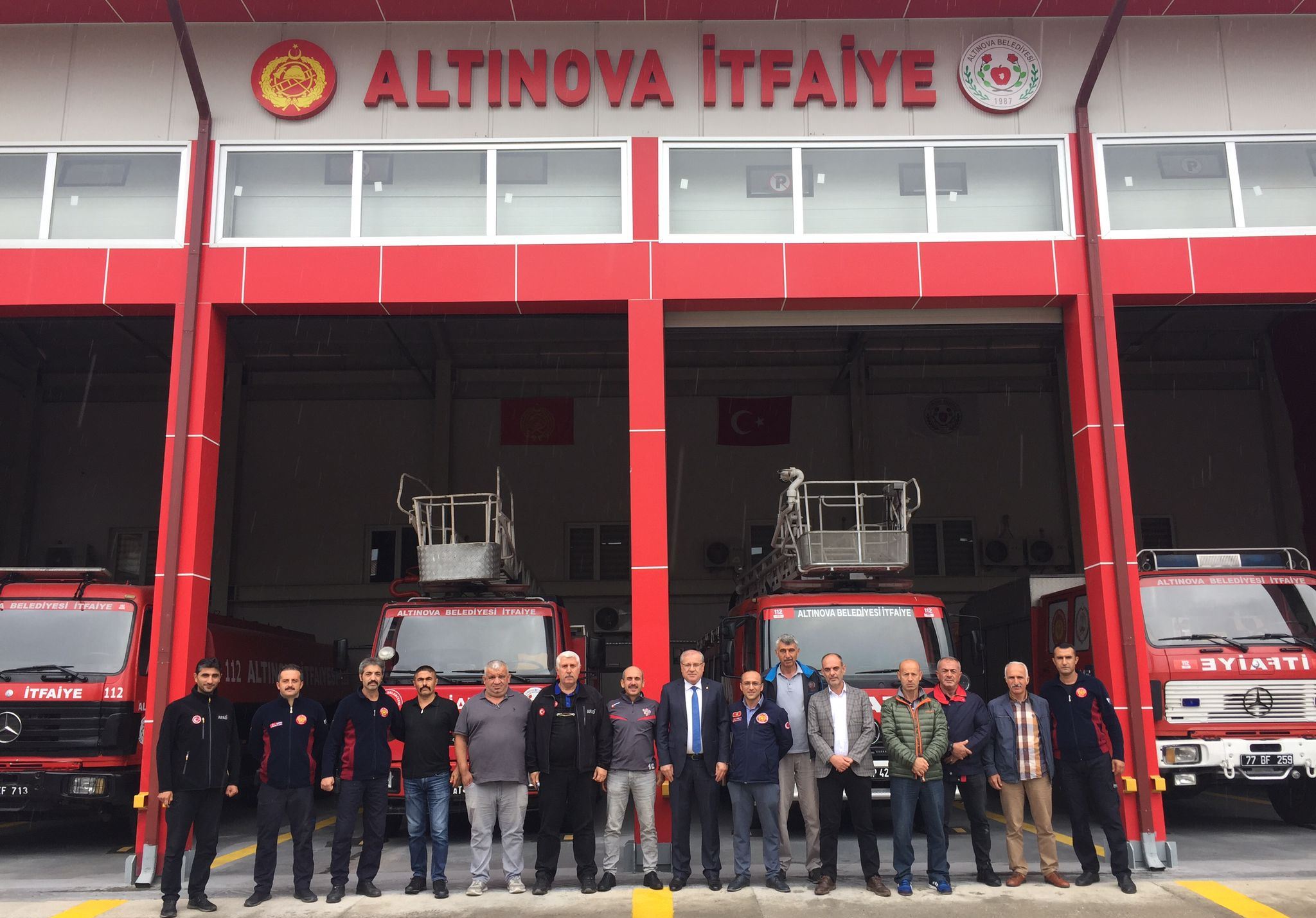 ALTINOVA İTFAİYE’YE ÖVGÜ