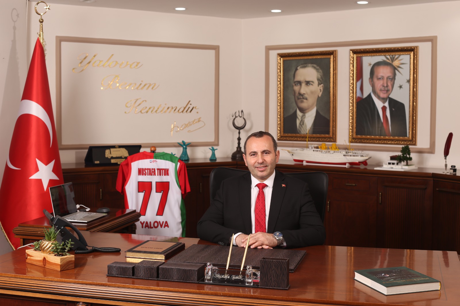 BAŞKAN VEKİLİ MUSTAFA TUTUK’UN MEVLİD KANDİLİ MESAJI BAŞKAN VEKİLİ MUSTAFA TUTUK’UN MEVLİD KANDİLİ MESAJI