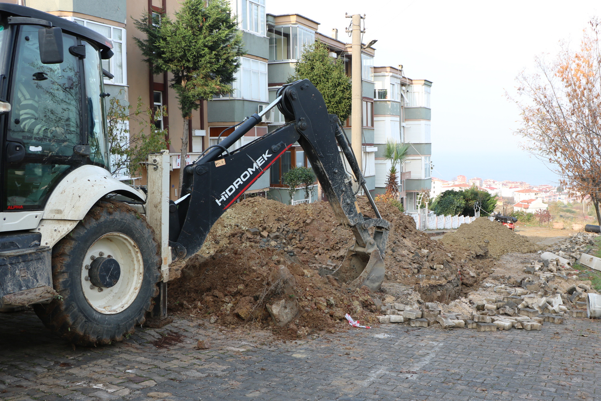 ATMACA SOKAK’TA KANALİZASYON ALT YAPI ÇALIŞMASI