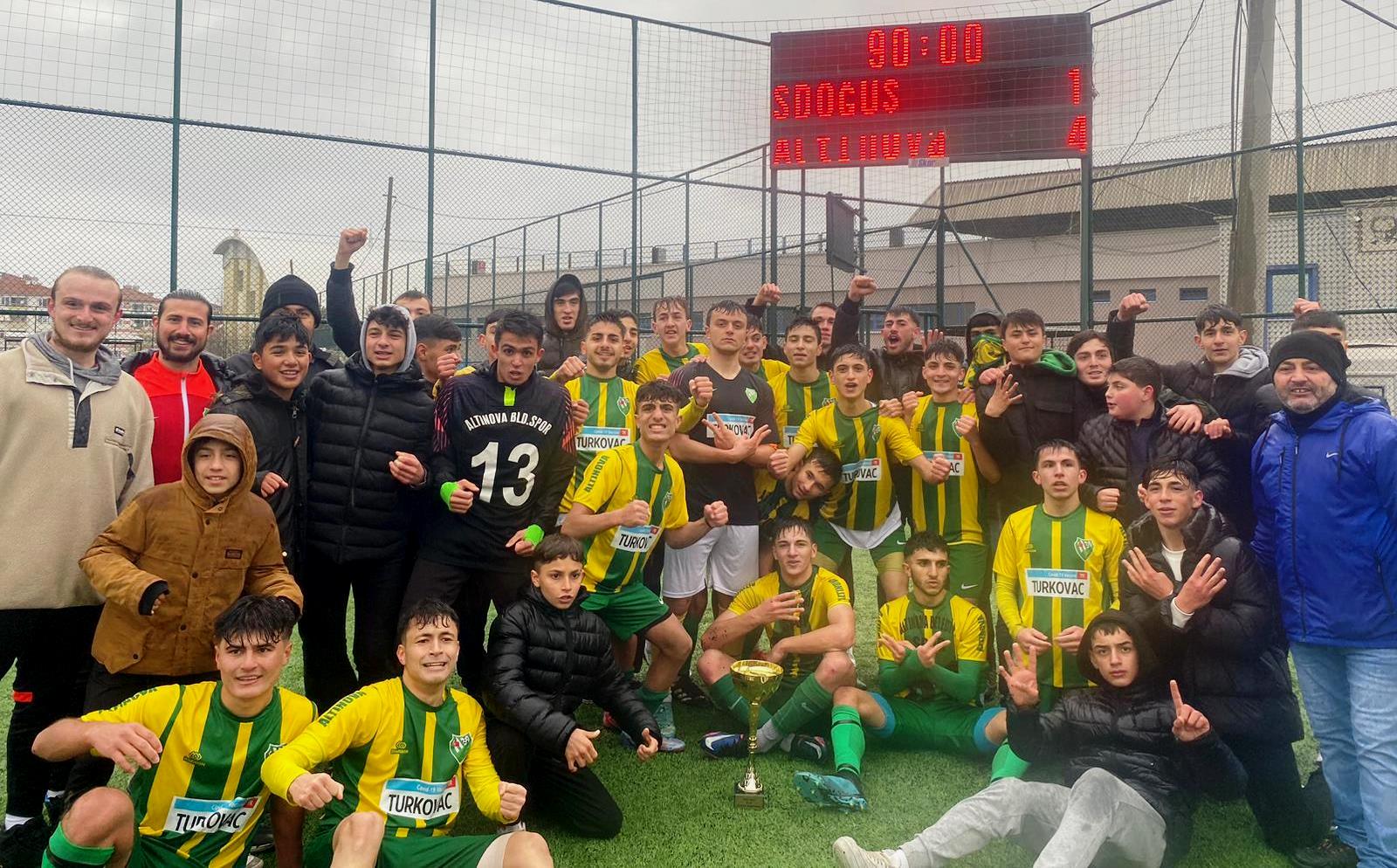 U18’DE ALTINOVA BELEDİYESPOR ŞAMPİYON