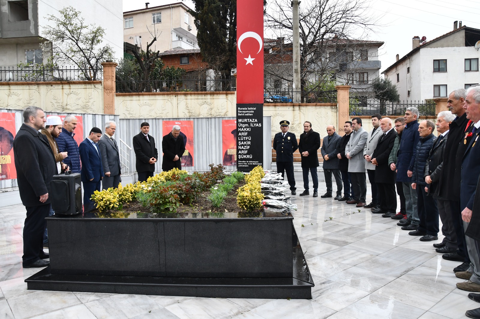 ALTINOVA’DA ZAFER KUTLANDI, ŞEHİTLER ANILDI