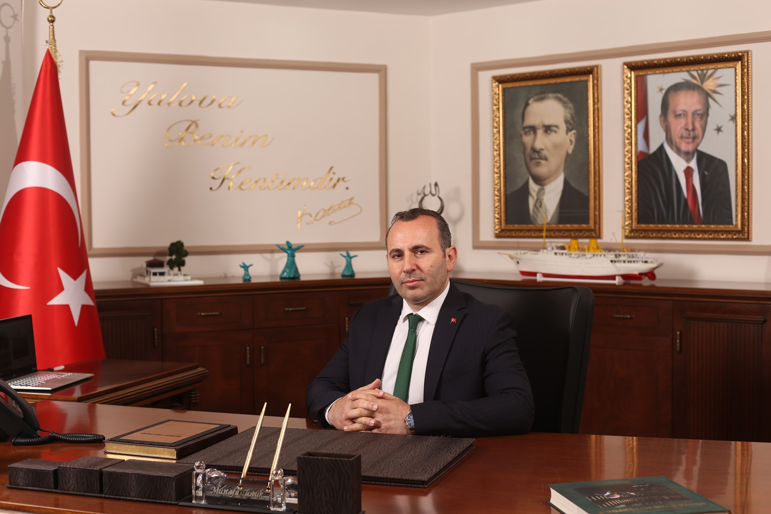 YALOVA BELEDİYE BAŞKANINI SEÇTİ