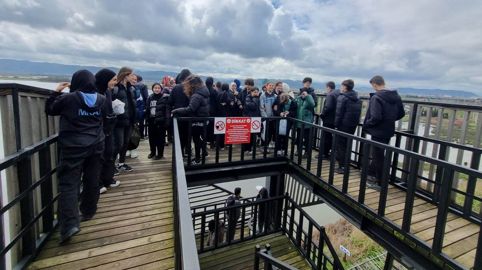 ÖĞRENCİLERDEN HERSEK LAGÜNÜNE ZİYARET ÖĞRENCİLERDEN HERSEK LAGÜNÜNE ZİYARET