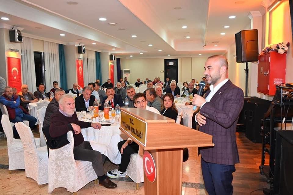 AK PARTİ YALOVA TEŞKİLATI YEMEKTE BULUŞTU