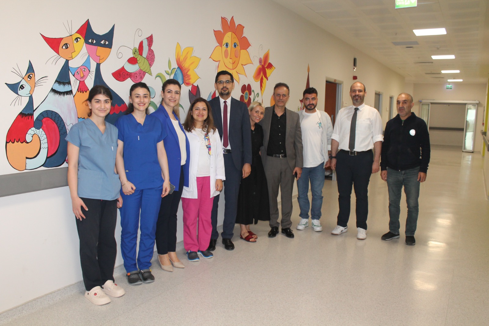 SAĞLIK NÖBETÇİLERİNE BAYRAM ZİYARETİ SAĞLIK NÖBETÇİLERİNE BAYRAM ZİYARETİ