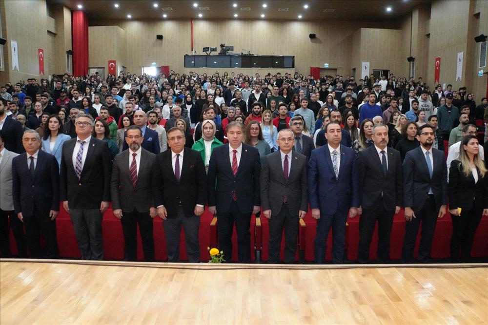 TIP BAYRAMI COŞKUYLA KUTLANDI TIP BAYRAMI COŞKUYLA KUTLANDI