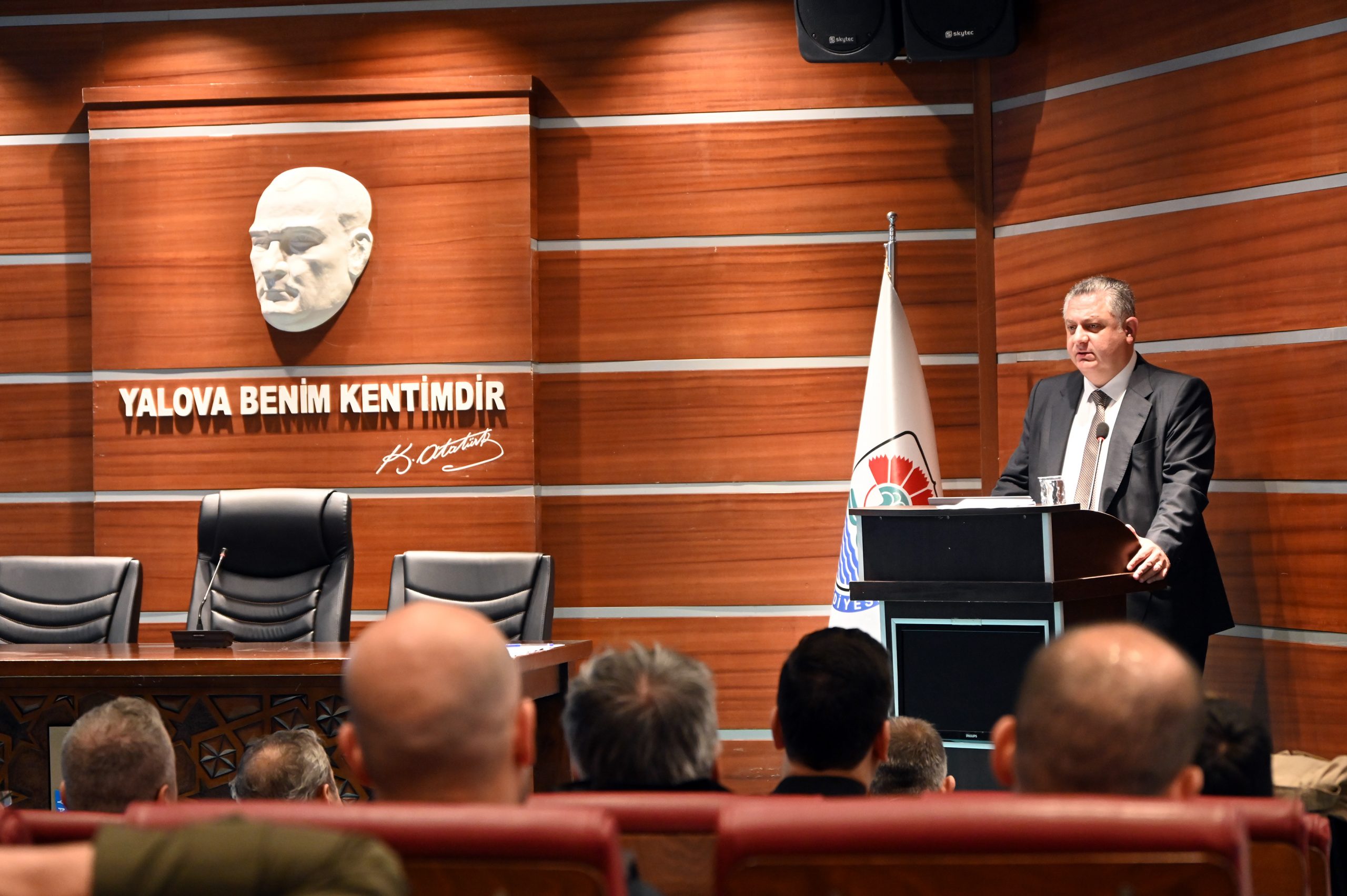 YALOVA’NIN 5 YILLIK YOL HARİTASI BELİRLENECEK YALOVA’NIN 5 YILLIK YOL HARİTASI BELİRLENECEK