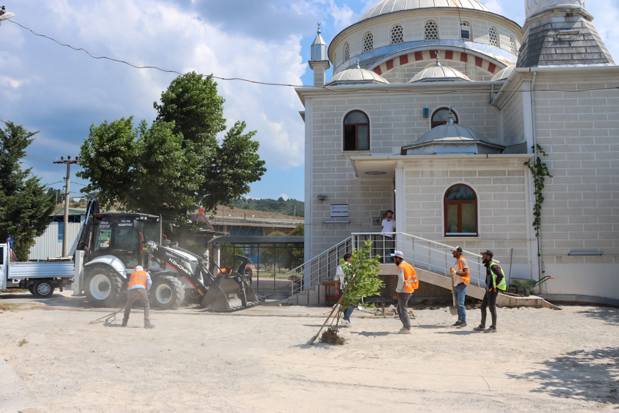 İHTİYAÇ NEREDEYSE YALOVA BELEDİYESİ ORADA