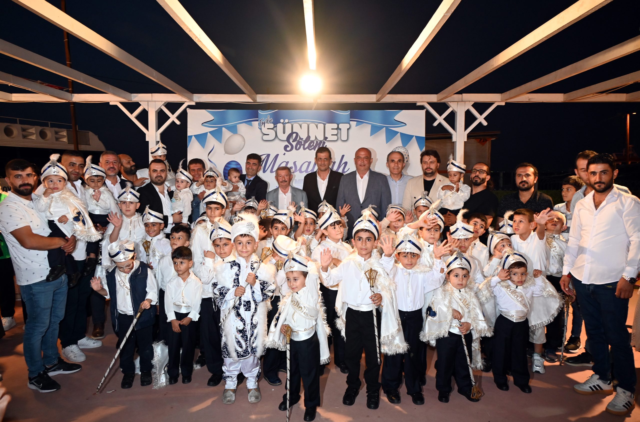 YALOVA BELEDİYESİ’NDEN TOPLU SÜNNET ŞÖLENİ YALOVA BELEDİYESİ’NDEN TOPLU SÜNNET ŞÖLENİ