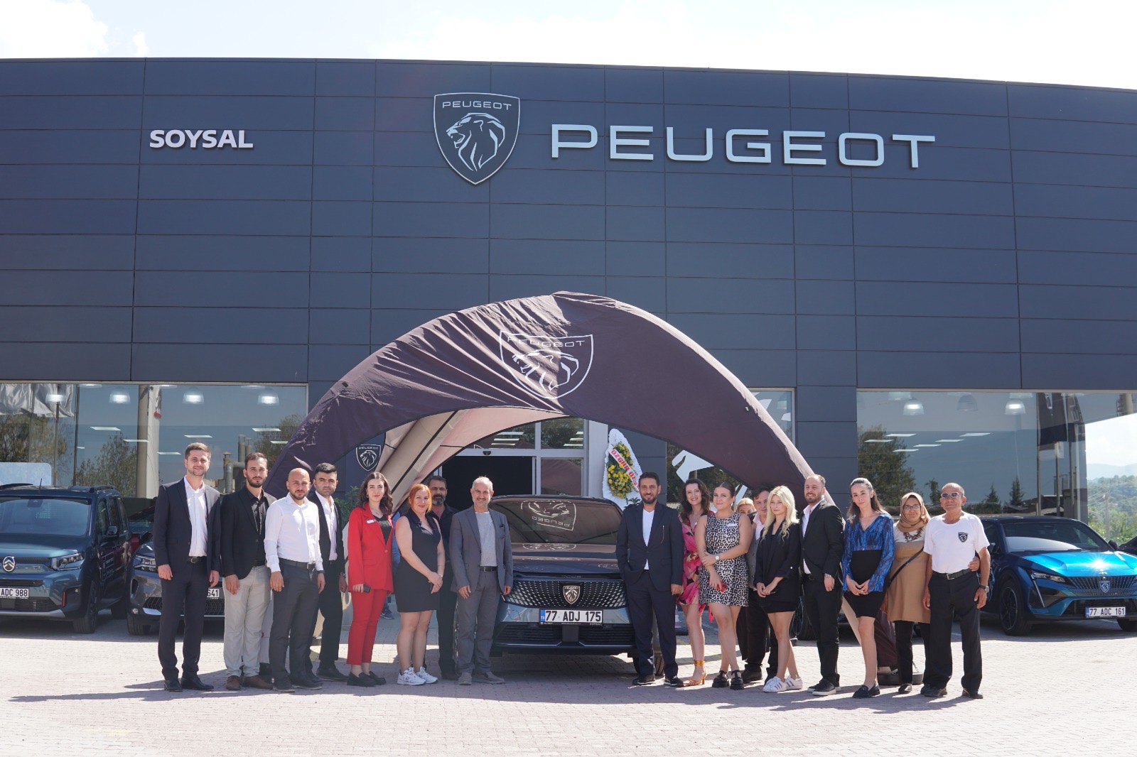 SOYSAL OTOMOTİV’DE YENİ PEUGEOT 3008 GÖRÜCÜYE ÇIKTI