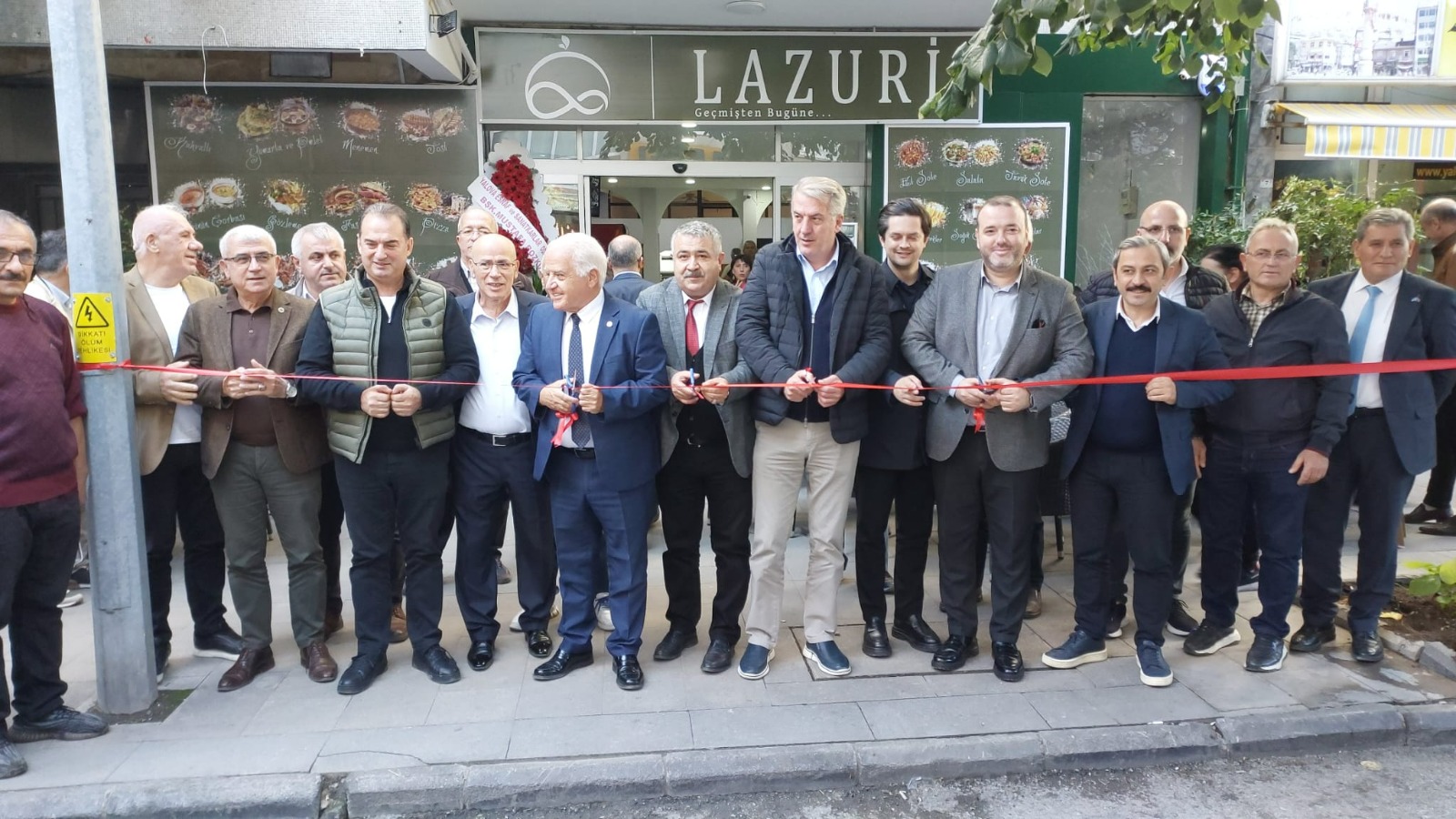 LAZURİ KAFE& RESTORAN AÇILDI