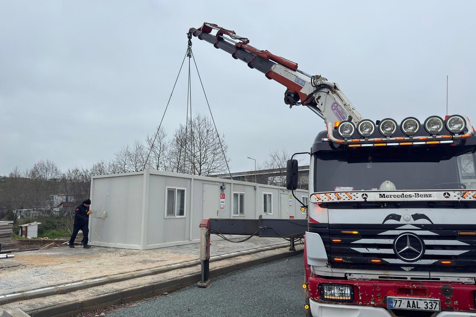 ÇİFTLİKKÖY BELEDİYESİ AFET LOJİSTİK MERKEZİ KURULUYOR