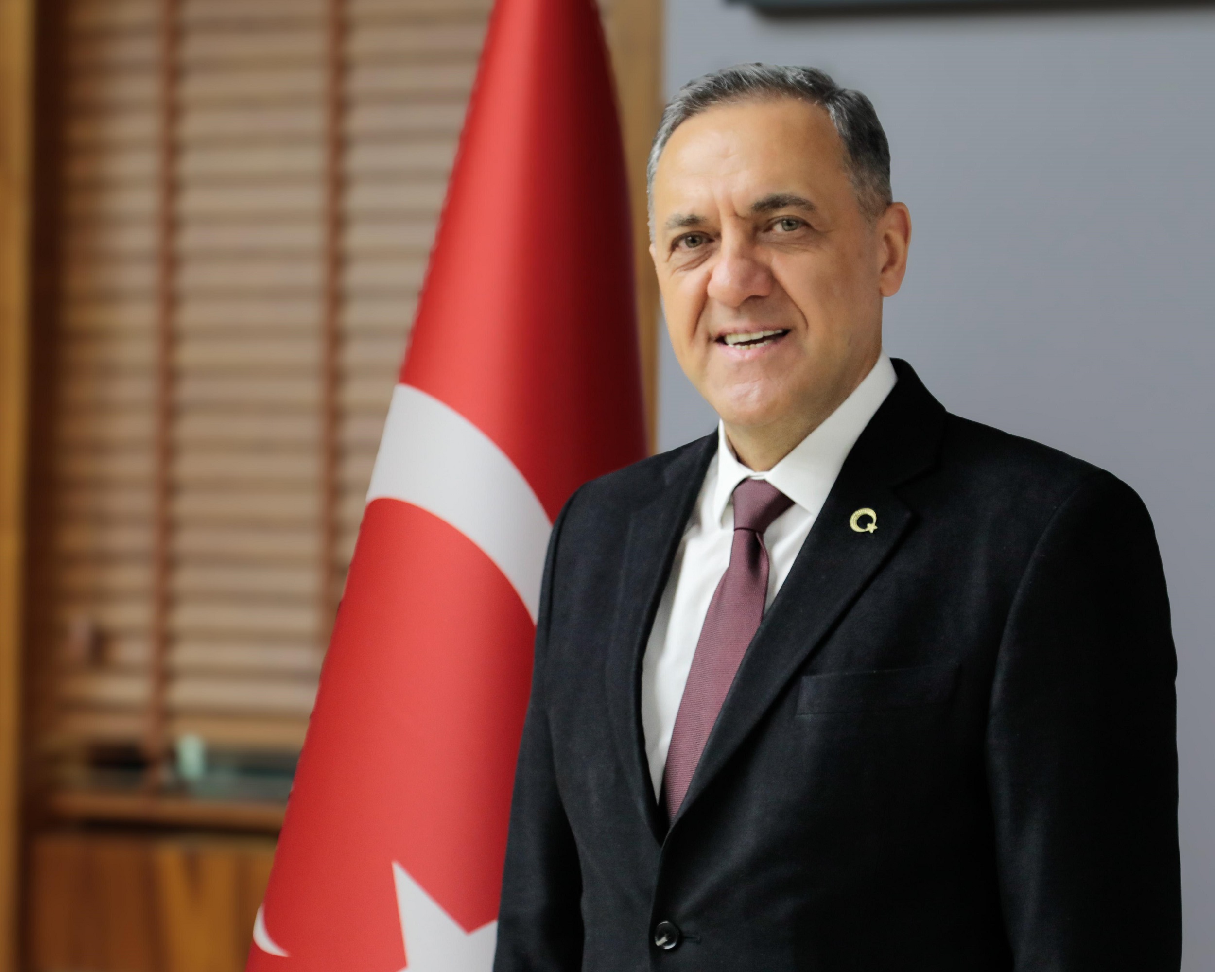 VALİ USTA: “CUMHURİYETİMİZİN EN DEĞERLİ MİRASI, GELECEĞİMİZDİR” VALİ USTA: “CUMHURİYETİMİZİN EN DEĞERLİ MİRASI, GELECEĞİMİZDİR”